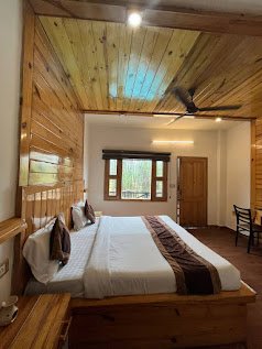 Rock Cottage - View 3